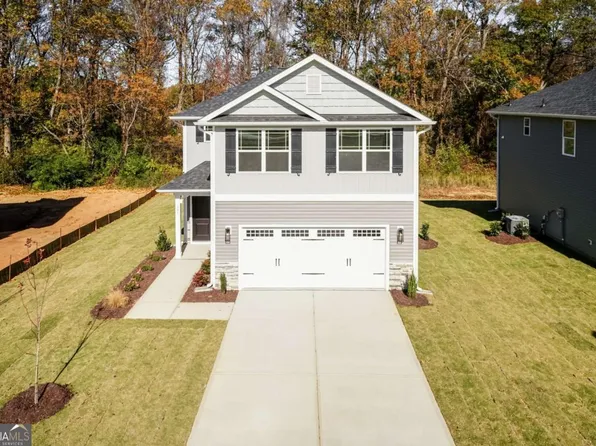 519 Creek Rd, Cornelia, GA 30531