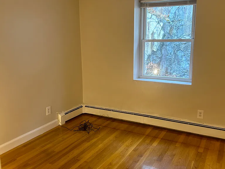 80 Sylvan St #11 — Photo 10