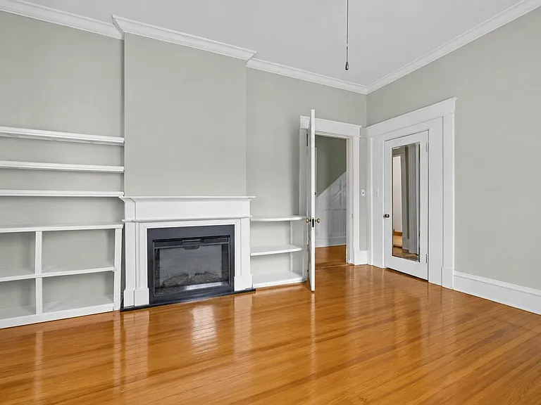 Timeless Ghent Home features charm and elegance in Historic Stockley Gardens — Photo 14