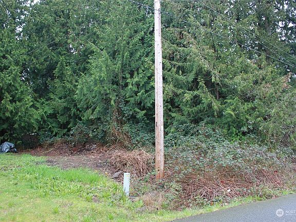 3rd image of 5306 S Vista Drive E