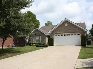 5507 Stratford Ct, Charlestown, IN 47111
