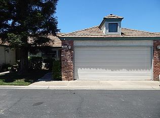 480 Quill Ln, Clovis, CA