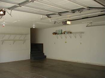 2nd image of 1209 Hillcrest Ct