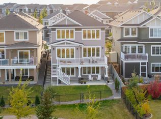 3419 Chickadee Dr NW, Edmonton, AB T5S 0L1