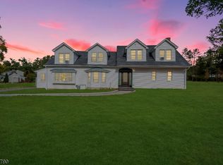 698 Foothill Rd, Bridgewater, NJ 08807