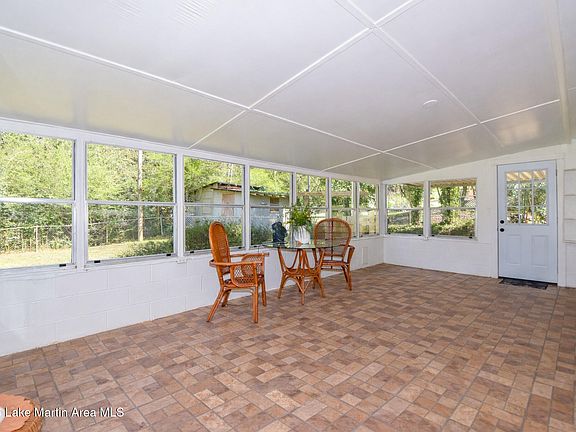 5th image of 3464 Dobbs Rd