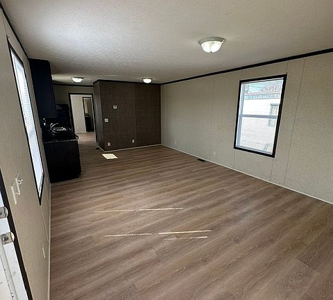 3rd image of 6027 N Lindbergh Blvd #26