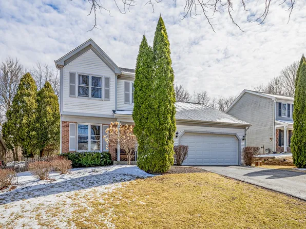 257 Yorkshire Dr, Fox River Grove, IL 60021