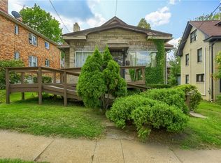 1115 Cochran Rd, Pittsburgh, PA 15243