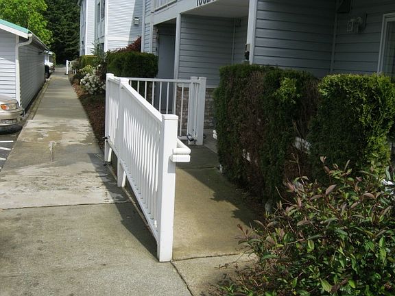 2nd image of 18621 Blueberry Ln Unit A206
