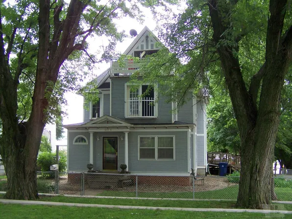 1203 3rd Ave S, Denison, IA 51442