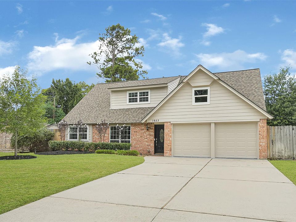 1st image of 1923 Spillers Ln