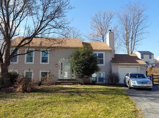 11274 Valley Bend Dr, Germantown, MD
