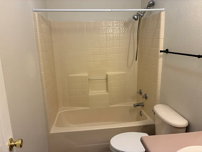 511 Shiloh Dr #14 — Photo 22