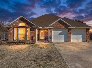 5103 Creek Crossing Dr, Greenville, TX 75402
