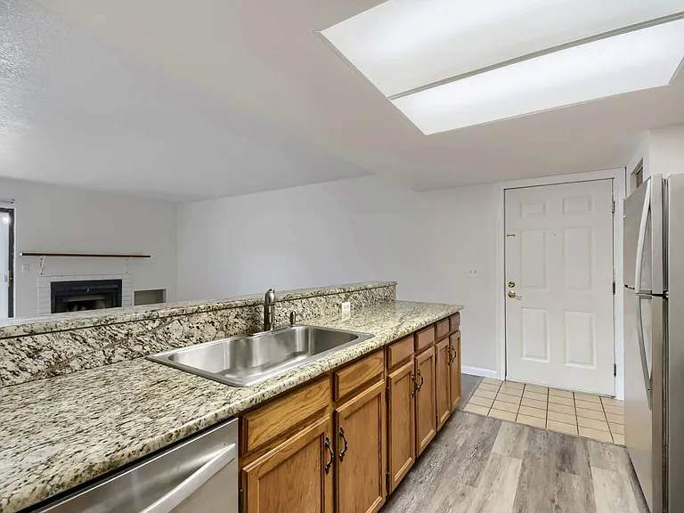 9670 Brentwood Way #103 — Photo 3