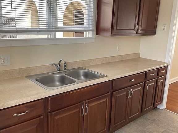 4th image of 3316 Adams Ave APT 28