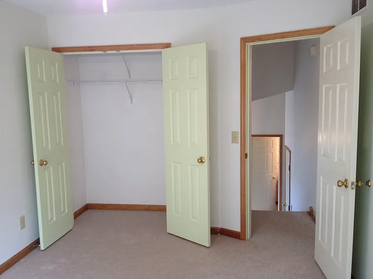604 Breckenridge Way — Photo 12