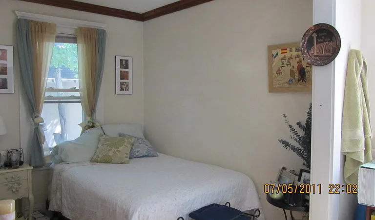 19 Woodward St — Photo 3