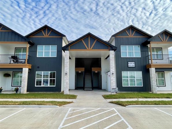 802 W Loop, El Campo, TX 77437