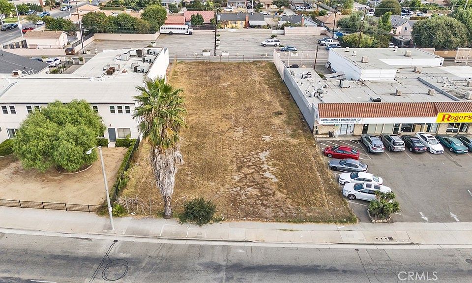 1st image of 1340 N Hacienda Blvd #3