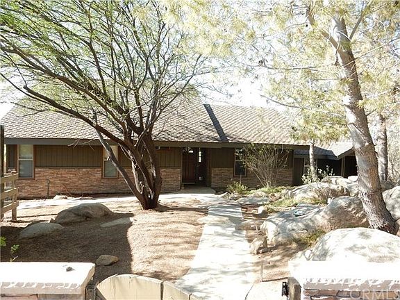 3rd image of 28401 Vista Del Valle