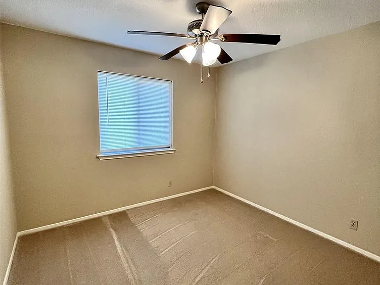 1101 Forest Oaks Path — Photo 10