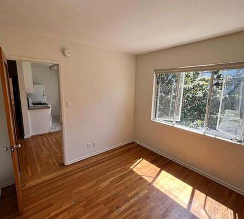 2nd image of 1302 S Saltair Ave APT 17