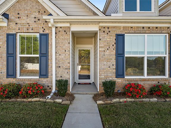 3rd image of 313 Village Boundary