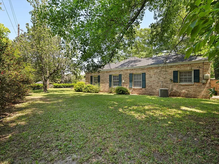 2825B Cottage Hill Rd — Photo 14