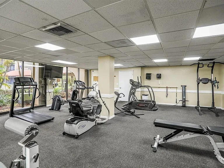 4040 N Hills Dr #31 — Photo 12