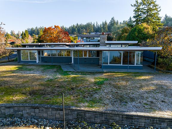Backside Exterior Photo - Close