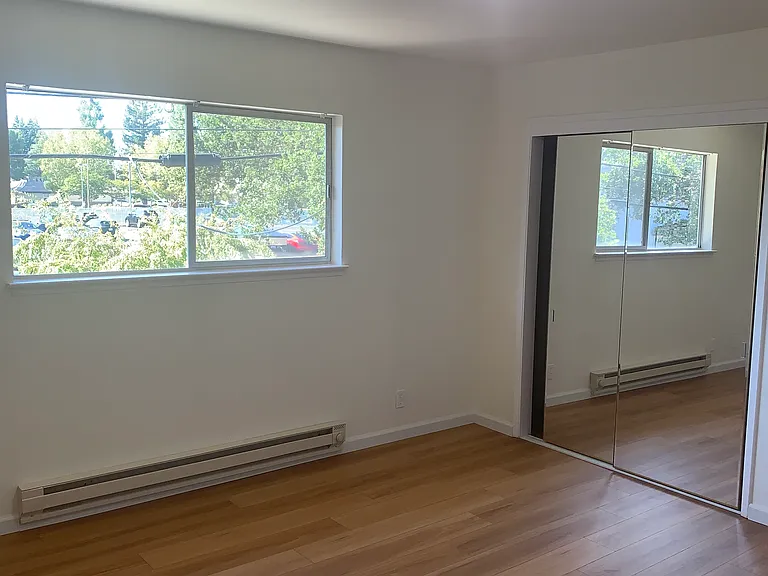 131 Carlton Ave #3 — Photo 5