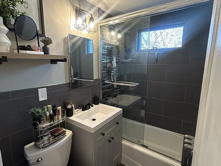 50 Spring St #3 — Photo 11