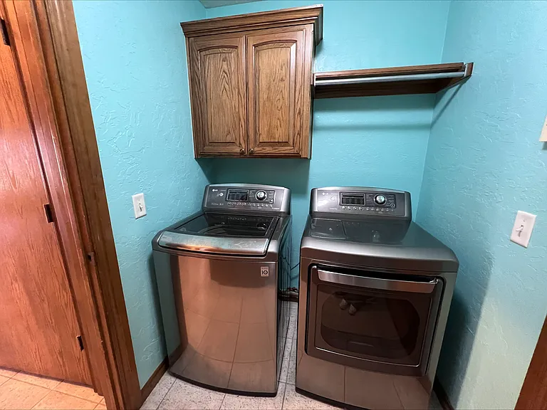 429 Daybreak Dr — Photo 25