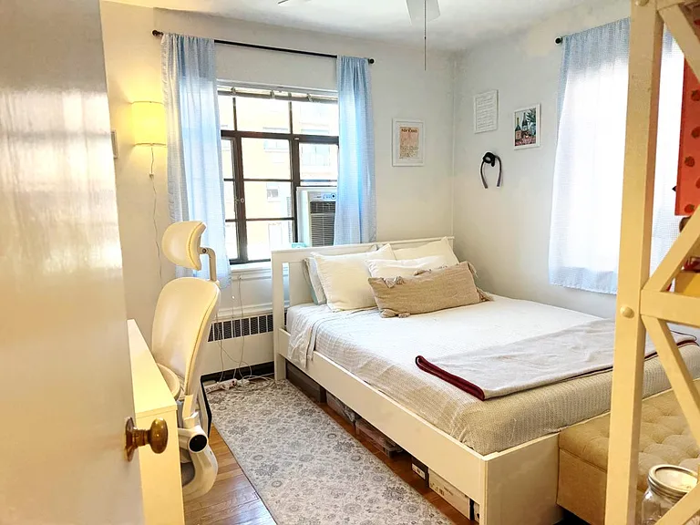69 Strathmore Rd #6 — Photo 8