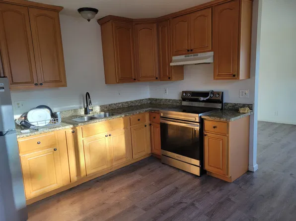 160 Southgate Ct #C, Gilroy, CA 95020