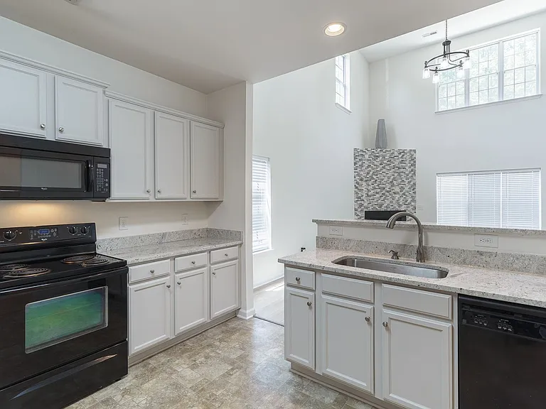 5907 Landerwood Dr — Photo 15
