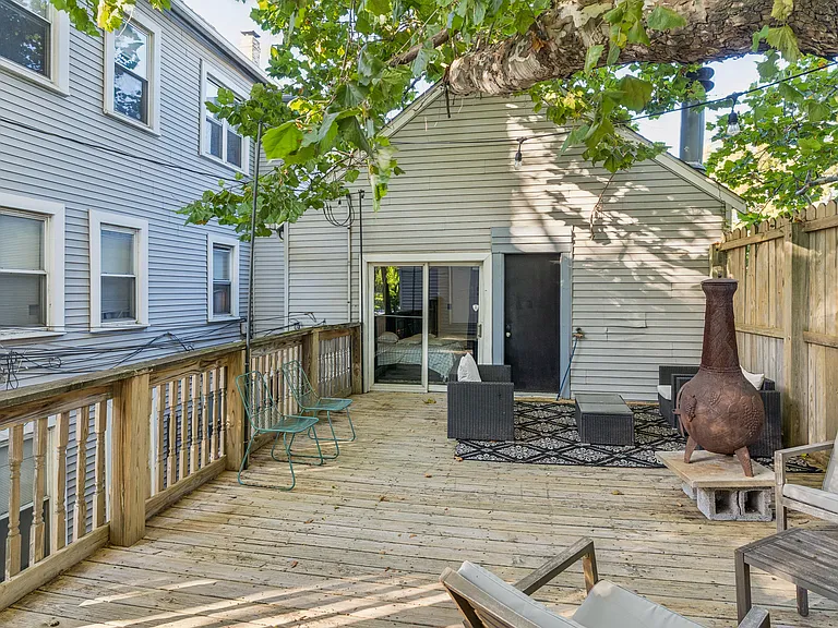 1363 W Crystal St #1RF — Photo 6