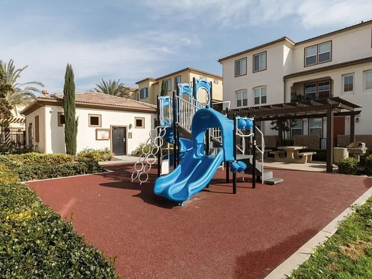 6339 Lyra Rd — Photo 3