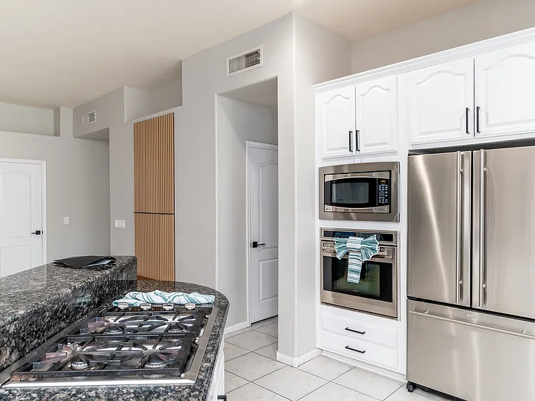 5238 E Helena Dr — Photo 37