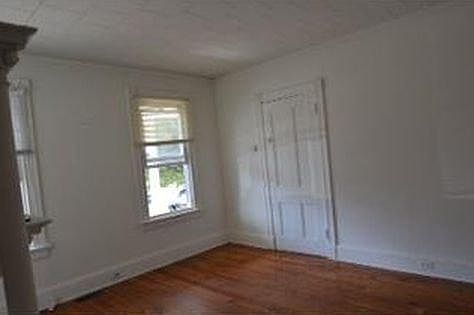 Large Bedroom