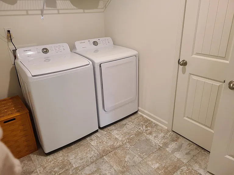 218 Pilsen Dr — Photo 17