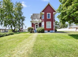 350 W Ottawa Rd, Paxton, IL 60957