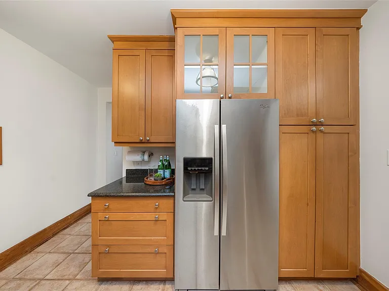 436 Park St — Photo 11