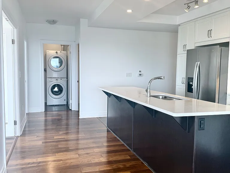 505 Talbot St #2101 — Photo 6