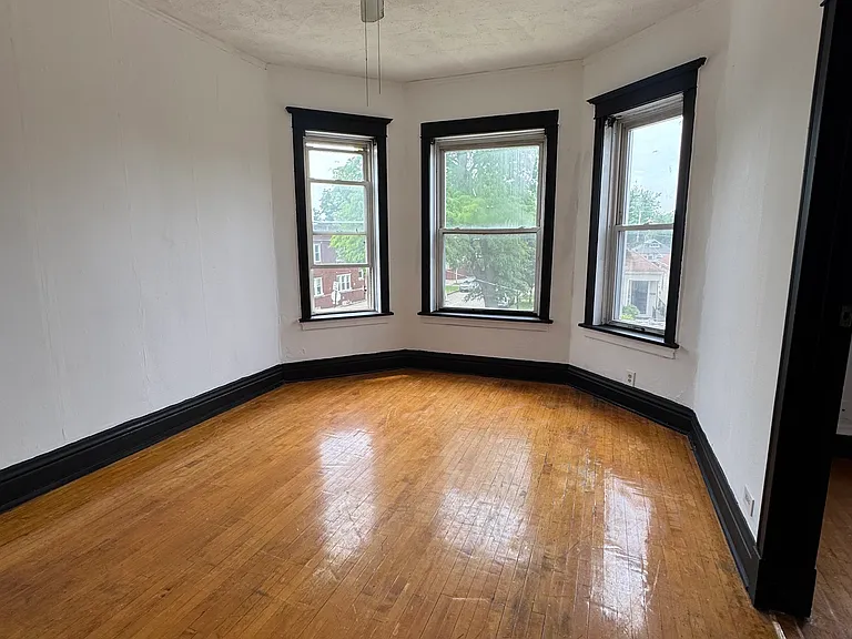 7257 S Marshfield Ave #2W — Photo 8