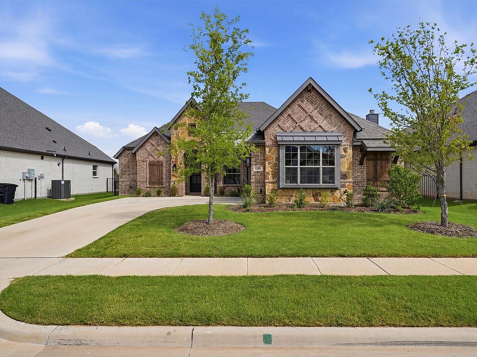 1st image of 313 Bowrider Ln