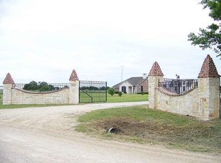 576 Welch School Rd, Collinsville, TX 76233