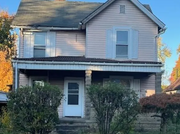 628 Locust St, Coshocton, OH 43812